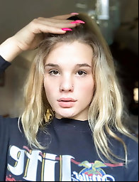 Beautiful transgirls, femboys, crossdressers 18